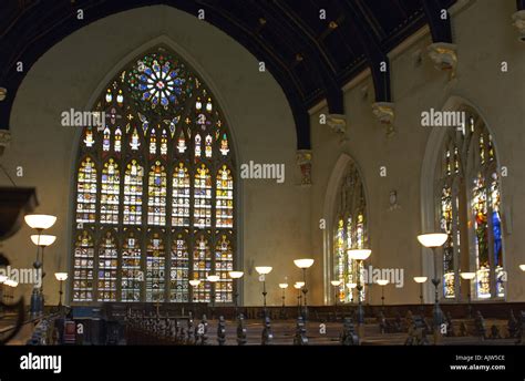 Lincoln s Inn Chapel interior London WC2 Stock Photo - Alamy