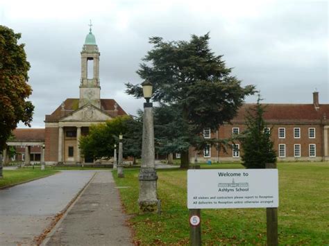 T:UK - Ashlyn School Cupola