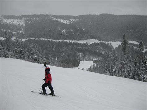 Skier at Showdown | Showdown ski area in central Montana | Daimon Eklund | Flickr