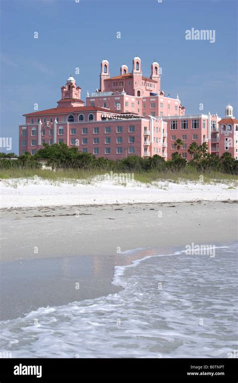 Don CeSar Beach Resort Hotel, St Pete Beach, Florida Stock Photo - Alamy