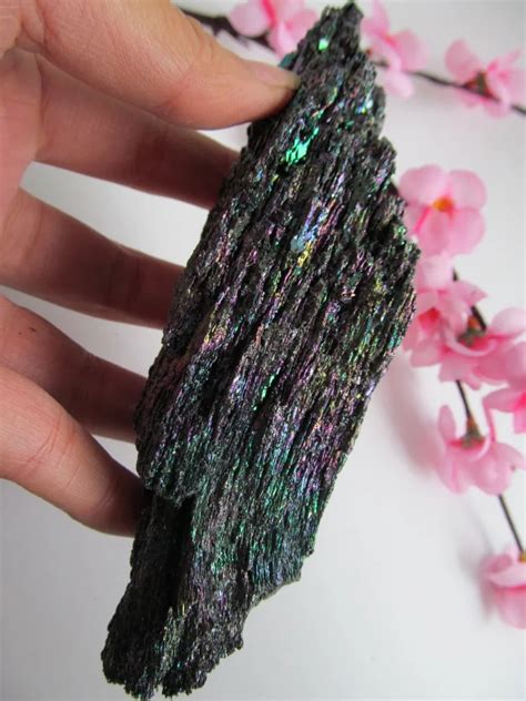 AAA+ Natural Colorfu Silicon Carbide Colorful Ore Gem Ore Decoration ...