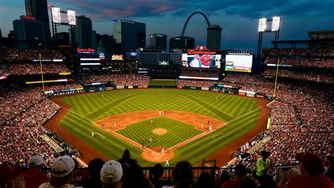 Shooting near St. Louis Cardinals' Busch Stadium leaves one dead