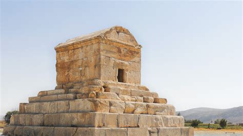 Pasargadae, Tomb of Cyrus the Great - To Iran Tour