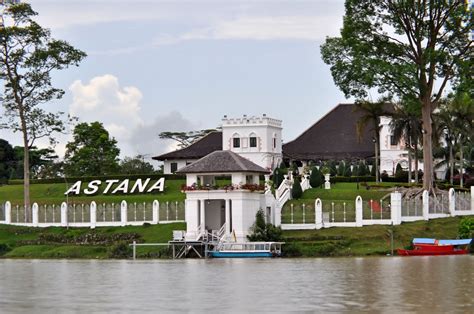 istana negeri sarawak