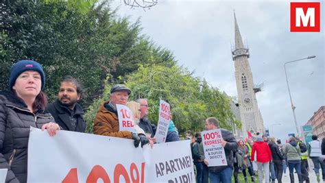 Raise The Roof protest: Thousands take to Dublin streets to highlight ...