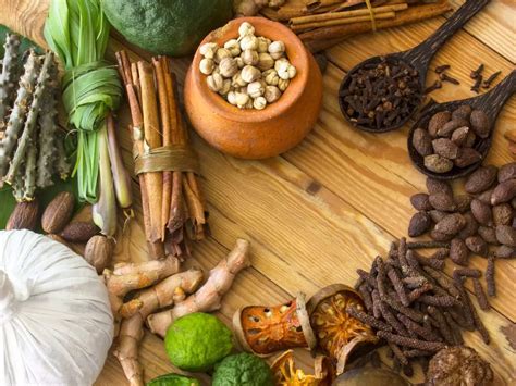 9 food rules suggested by an Ayurveda expert to follow in changing weather