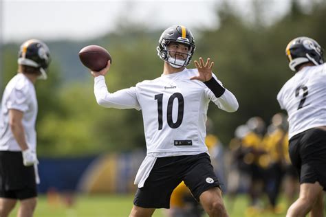 Steelers Release Initial Depth Chart: NFL World Reacts - The Spun