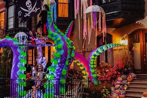 32 Epic Halloween Events In Boston