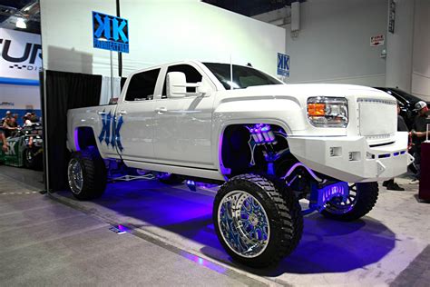 Pin by Jeremy Broughton on Trucks | Lifted trucks, Sweet ride, Monster ...