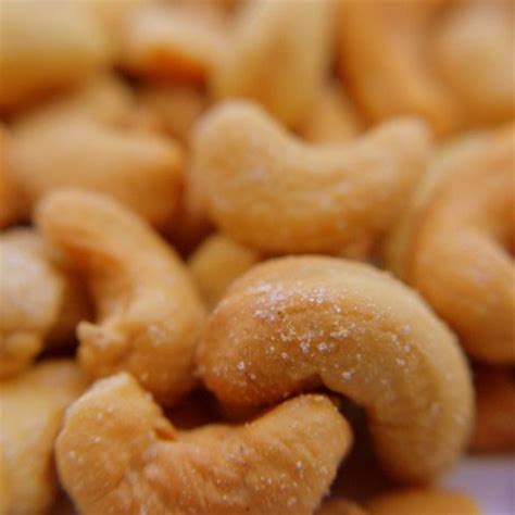 CASHEW NUTS ROASTED & SALTED | Country Products