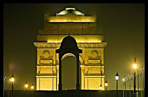 Education plus Entertainment: Top Five Tourist Attractions of India