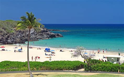 Snorkeling Hapuna Beach - The Good Stuff Is A Bit Of A Swim