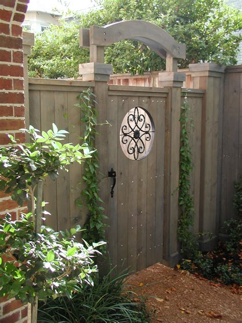 21 Great Garden Gate Ideas … | Small garden gates, Garden gate design, Backyard gates