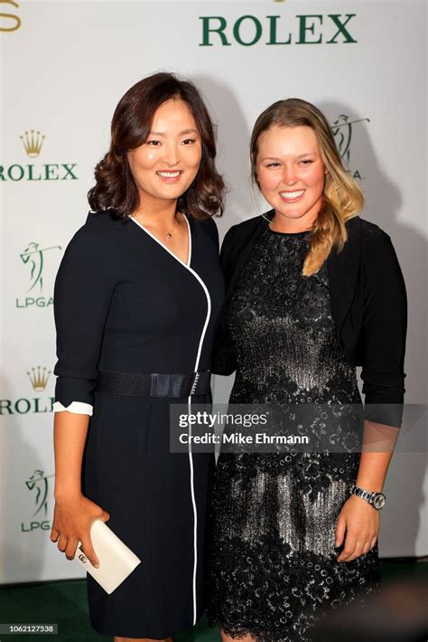 Jin Young Ko of South Korea and Brooke Henderson of Canada pose for a... News Photo - Getty Images