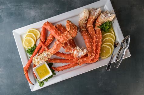 A Foodie’s Itinerary for the Best Seafood in Alaska | Travel Alaska