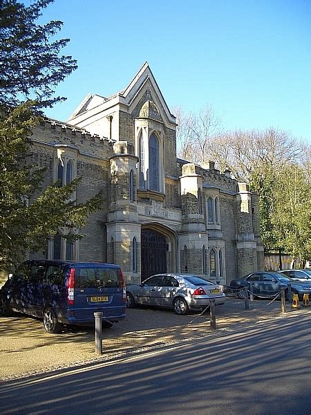 The History of Highgate Cemetery, London N6