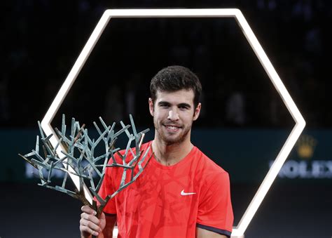 Khachanov stuns Djokovic to win his 1st Paris Masters title