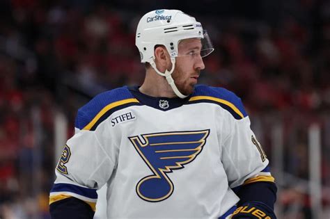 Blues trade Kevin Hayes to Penguins for future considerations: What it ...