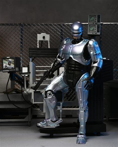 RoboCop – 7″ Scale Action Figure – Ultimate RoboCop – NECAOnline.com