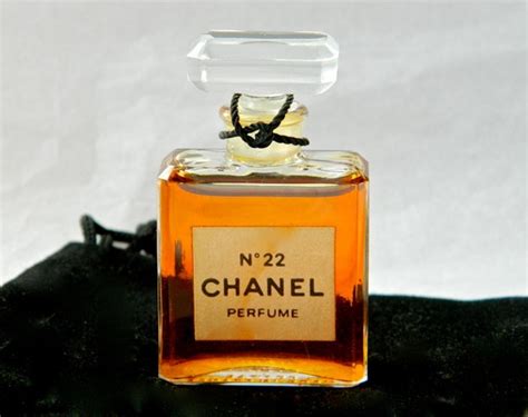 Vintage CHANEL N 22 Pure parfum 0.25 once 75 ml début Rare