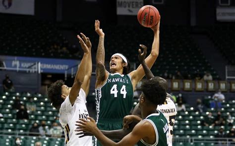 Kamaka Hepa showcases inside-outside combo that leads to career-high 19 ...