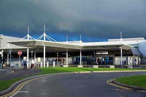 Belfast International Airport Priority Pass - Fast Track