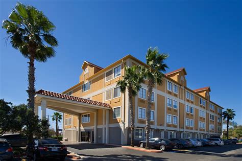 HOLIDAY INN EXPRESS & SUITES SAN ANTONIO-DTWN MARKET AREA, AN IHG HOTEL $105 ($̶1̶1̶1̶) - Prices ...