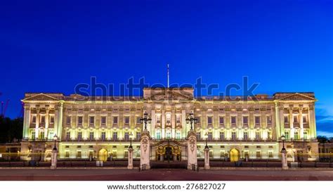 428 Buckingham Palace At Night Royalty-Free Images, Stock Photos ...