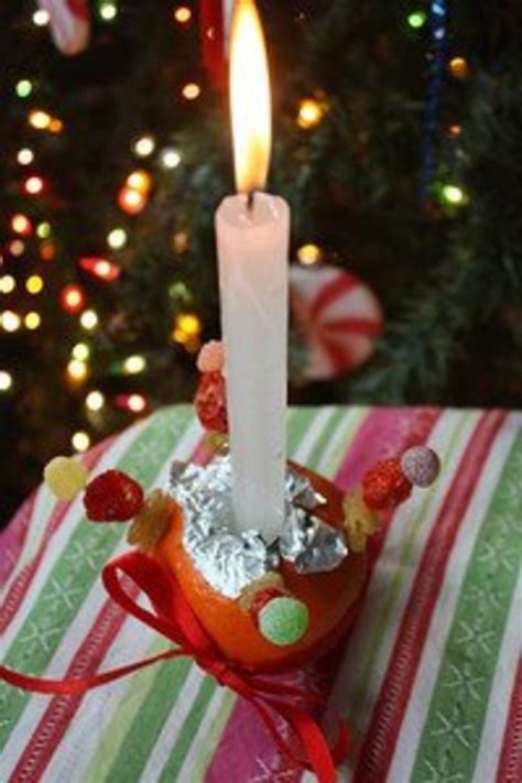 How to Make a Christingle