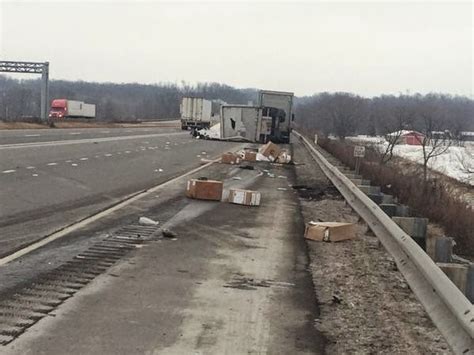 MEC&F Expert Engineers : UPS Truck Crash Spills Packages Along Highway ...