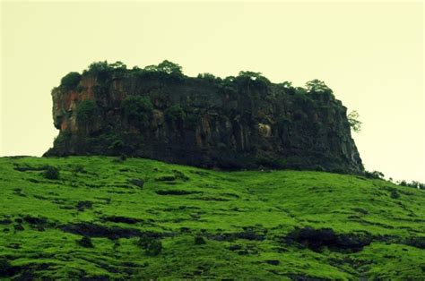 Ramshej Fort, Nashik | Ancient indian architecture, Travel photography, Fort