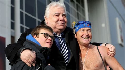 Everton confirm death of chairman Bill Kenwright following battle with cancer