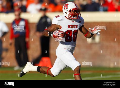 North Carolina State Wolfpack wide receiver Bryan Underwood (80) scores ...