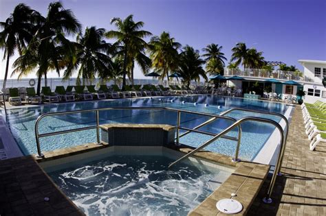 Cabana Club - 11 Photos - Lounges - 425 E Ocean Dr, Key Colony Beach, FL, United States ...