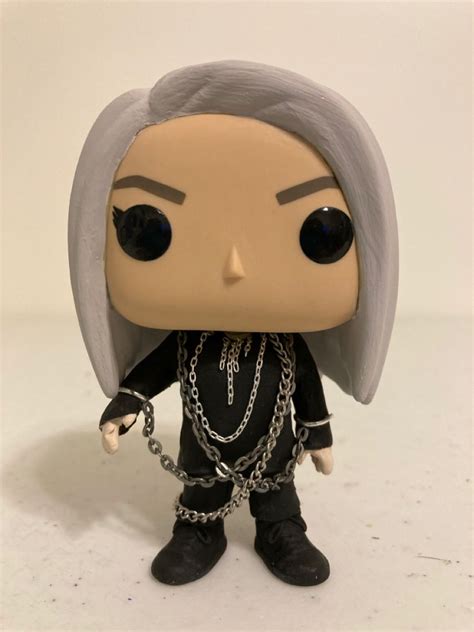 Custom Pop of Billie from her videofor Lovely. Pop Custom, Custom Funko Pop, Pop Dolls, Cute ...