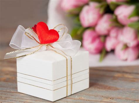 The top five romantic gift suggestions for your husband