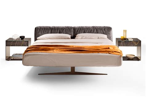 Steel Soft Bed by Lago • room service 360°