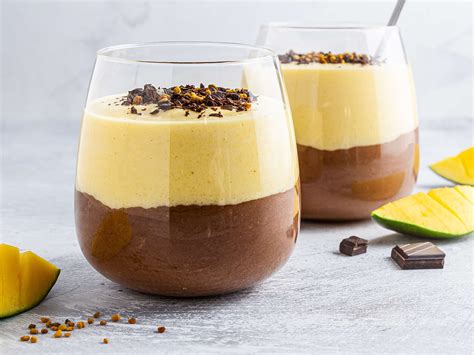 Mango and Chocolate Protein Smoothie | Foodaciously