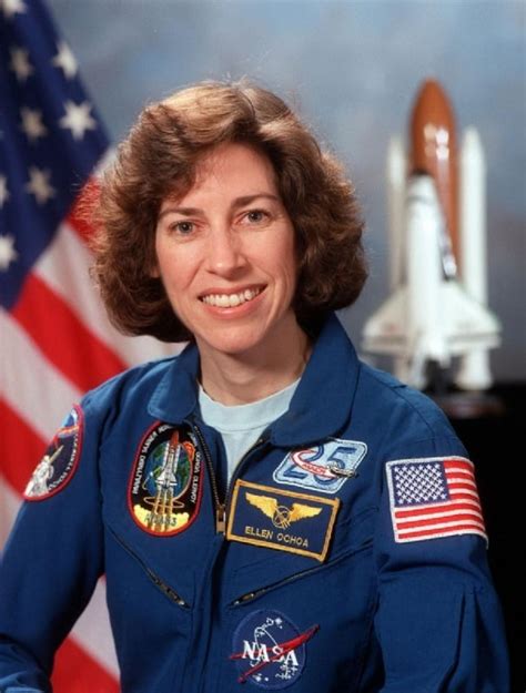 Ellen Ochoa the Astronaut, biography, facts and quotes