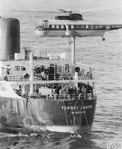 THE TORREY CANYON DISASTER. MARCH 1967, AT SEA ON SEVEN-STONES REEF. | Imperial War Museums