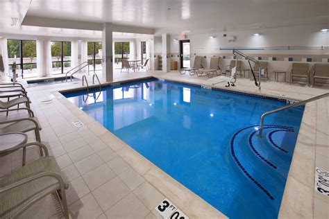 hotels in fayetteville ar with indoor pool - kandra-mezquita