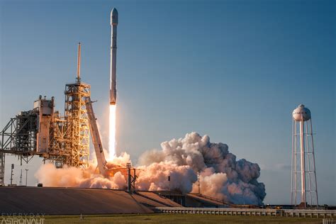 🔥 Download Spacex Wallpaper Top Background by @suzannet | SpaceX Falcon 9 Rocket Dragon ...