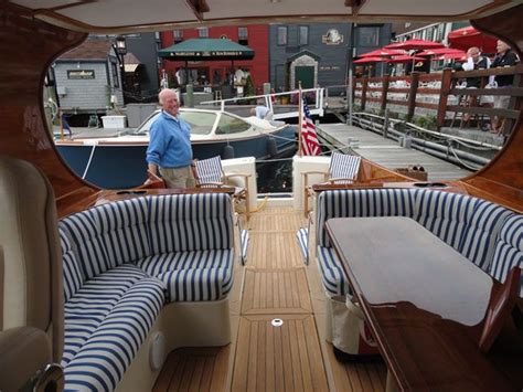 Pin by Ocean Tailors on Yacht interiors | Hinckley yachts, Yacht ...