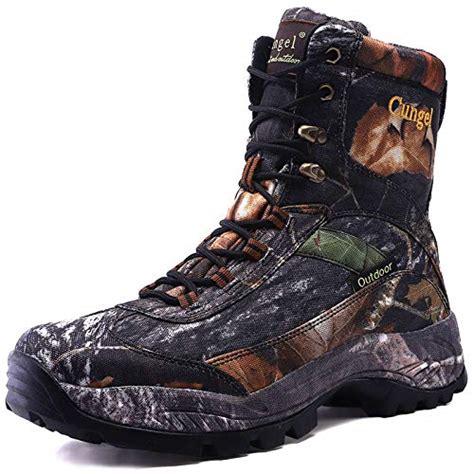 Best Lightweight Hunting Boots: Our Top Picks [2021] - Track and Pursue