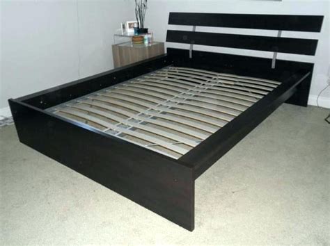 Can anyone identify the model of MALM bed frame? And location of assembly instructions? : IKEA