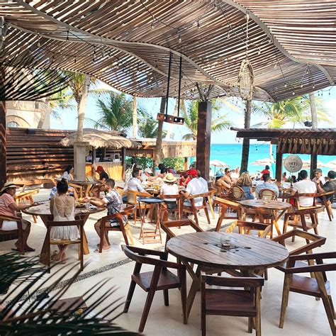 10 Restaurantes en Playa del Carmen Que Sirven los Mejores Mariscos