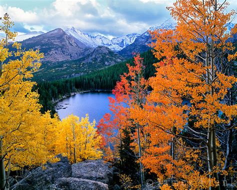 Best Five Fall Hikes In The Rocky Mountains|GNPTG