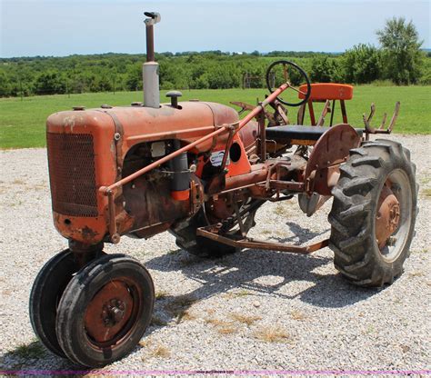 1943 Allis Chalmers C tractor in Pomona, KS | Item J5868 sold | Purple Wave