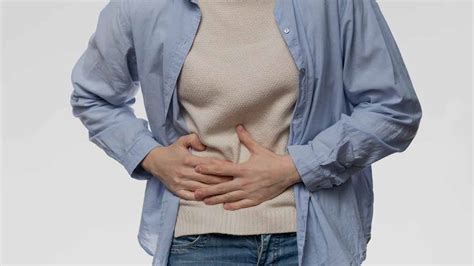 9 Potential Causes Of Persistent Abdominal Bloating & Back Pain In Women | OnlyMyHealth