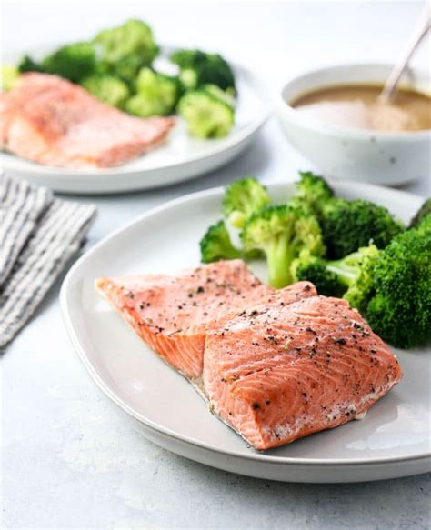 Instant Pot Salmon (Fresh or Frozen) - Detoxinista